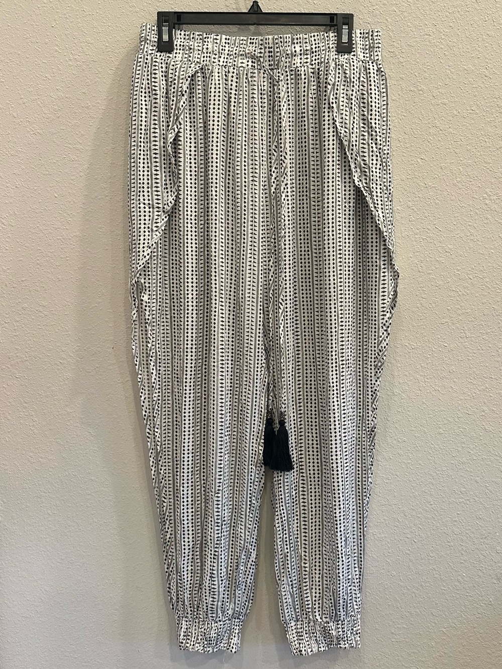 Solitaire Boho Tassel Jogger Pants Tribal Print Relaxed Large